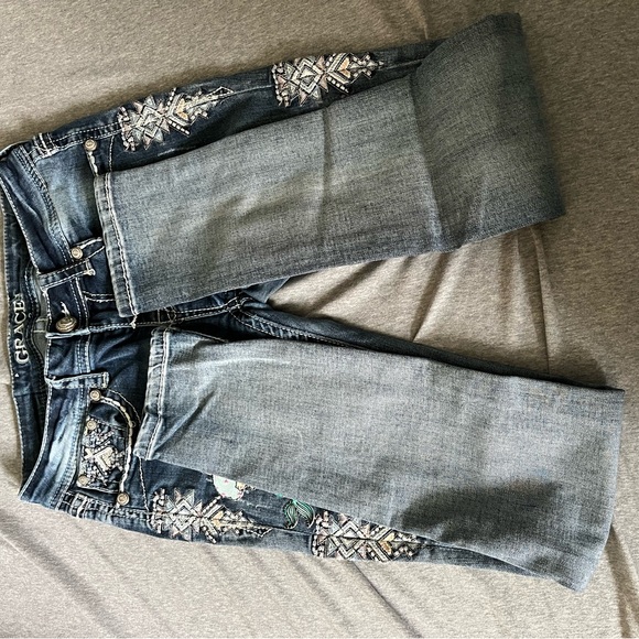 Grace in LA Blue Skinny Jeans with Embellished Pockets - Picture 4 of 7